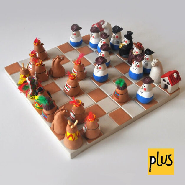 Jeux d'échecs en Argile plus