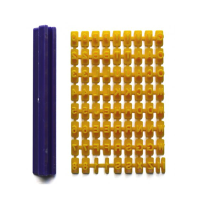 enssemble de tempon et lettre avec support